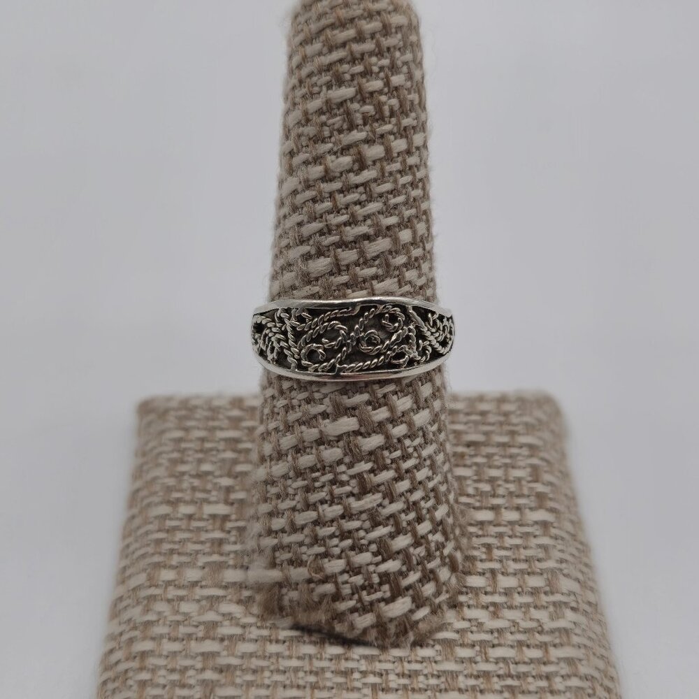 Size 8.25 Sterling Silver Filigree Rope Design Band Ring A3101